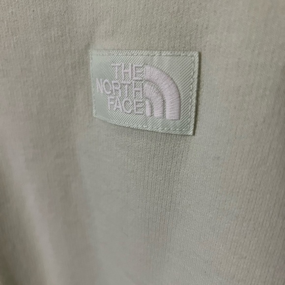 The North Face HERITAGE PATCH CREW SWEATSHIRT - WOMEN'S Size XL Lime Cream - Picture 4 of 8